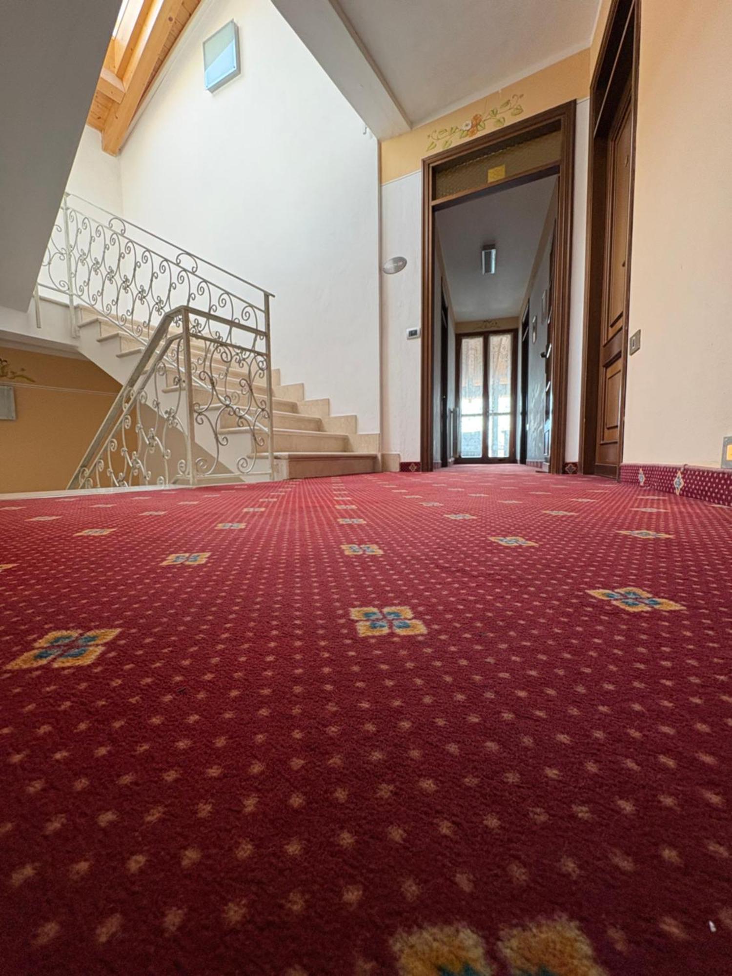 Garni Hotel Tignale Bagian luar foto