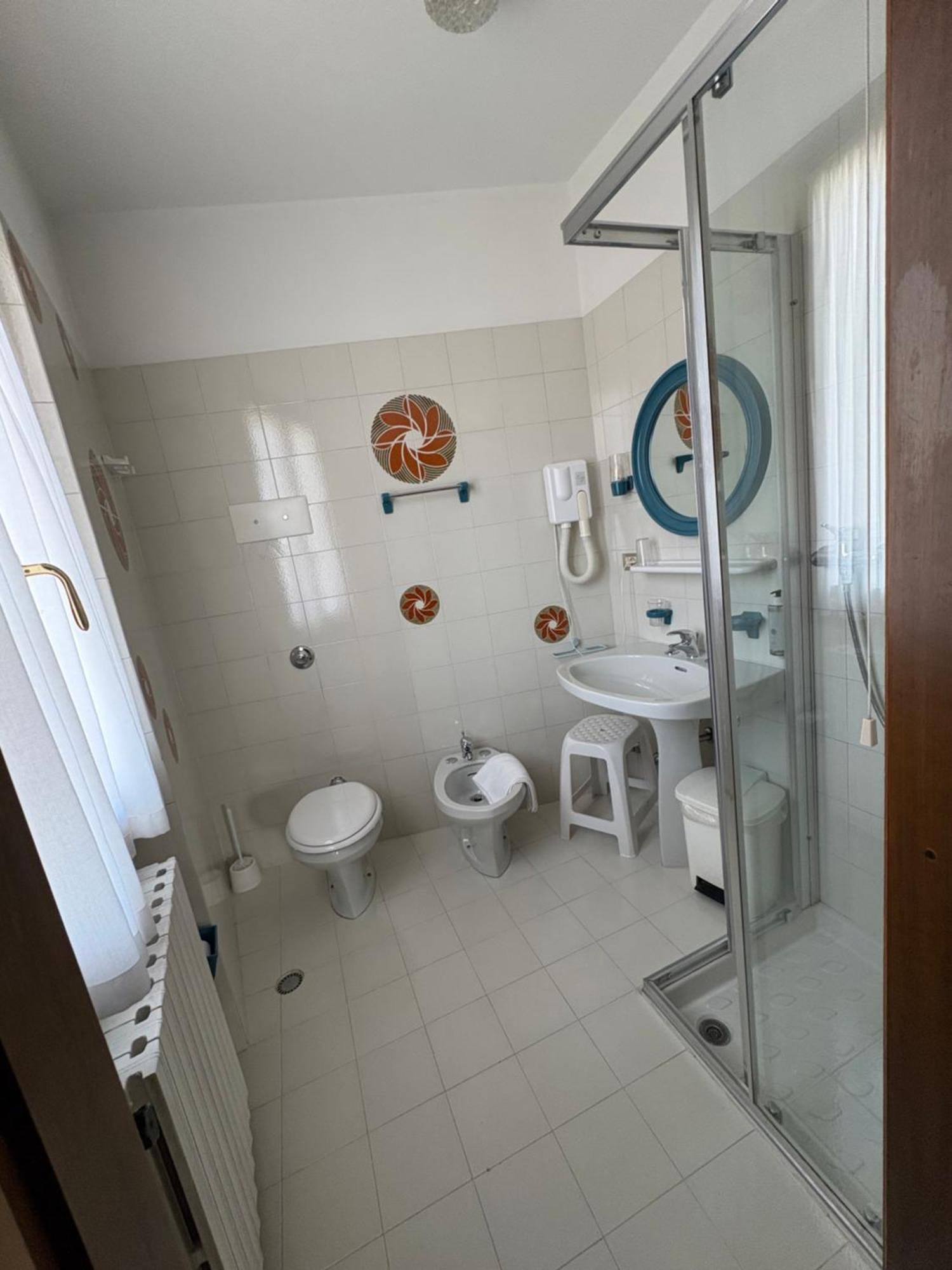 Garni Hotel Tignale Bagian luar foto